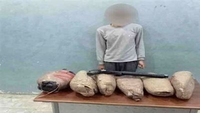  التحقيق مع عنصر إجرامي ضُبط بحوزته 15 كيلو بانجو بالشرقية