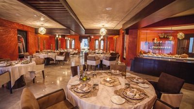 غلق وتشميع مطعم لبناني شهير في القاهرة بسبب خناقة بودي جاردات 