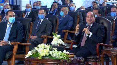 السيسي: كل يوم الداخلية بتمسك مصانع من غير تراخيص ودورنا نساعدهم