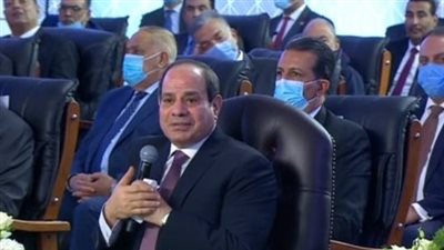 السيسي لبرلماني: أنا مابهديش فلوس لحد أنا بعمل شغل بس 