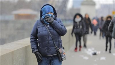 أجواء شتوية شديدة البرودة.. حالة الطقس ودرجات الحرارة غدا الأحد في مصر