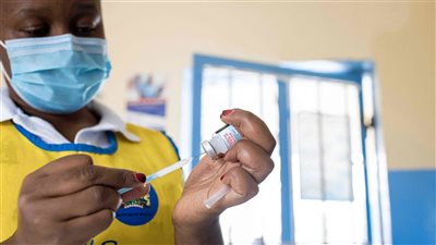 كينيا تعتزم منح جرعات معززة لمواجهة فيروس كورونا