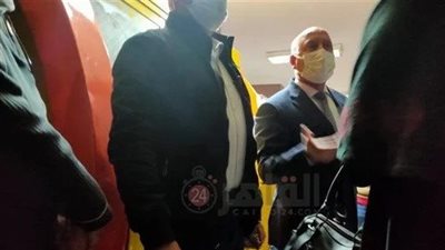 إنتو فشلة.. كواليس تعنيف وزير النقل مسؤولي السكة الحديد بأسوان | بث مباشر 