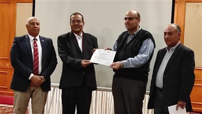 عميد زراعة الإسكندرية: شاركنا في مشاريع تنمية جنوب الصعيد لنقل الخبرات لشباب الخريجين