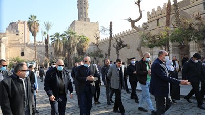 محافظ القاهرة: نسعى لجعل العاصمة مقصدا سياحيا تاريخيا │ صور