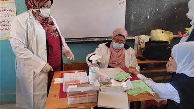 فحص 733 ألفا و414 طالبا بالصف الأول الإعدادي ضمن مبادرة الكشف فيروس سي
