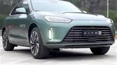 سيارة هواوي تنافس عملاق صناعة المركبات تسلا