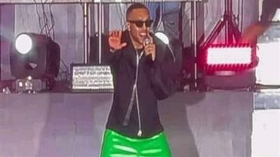 بـ شورت أخضر لامع.. ويجز يثير الجدل بإطلالته في حفله بدبي | فيديو جراف