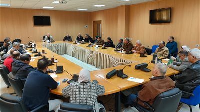 اجتماع لـ مسئولي مياه البحيرة لمناقشة الموقف التنفيذي لمشروعات الميجا