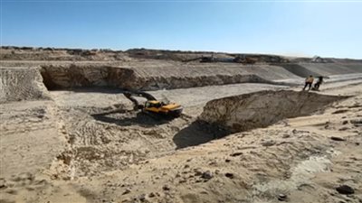 أول فيديو للحظة تفجير جبل الجرانيت المتسبب في تعطيل مشروع توشكى بالتسعينيات| فيديو