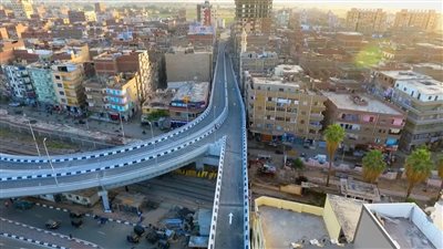 عصر التنمية.. كوبري جرجا أعلى السكة الحديد تحفة معمارية هائلة |صور وفيديو