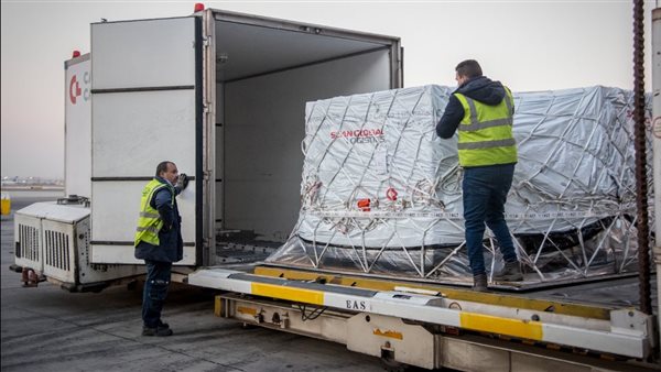 تلقى اللقاحات