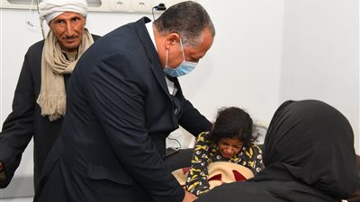 تحرك عاجل من محافظ قنا بعد وفاة سيدة وطفلتها في انهيار منزل