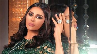 بعد منعها من السفر.. أول تعليق من الفنانة أحلام بعد مغادرتها الكويت وعودتها للإمارات | فيديو