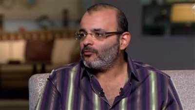 كفاية تجريح فيه.. أيمن بهجت قمر يتراجع عن هجومه على محمد نجاتي