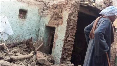انهيار منزل بقرية المصالحة في قنا.. وانتشال مصابين