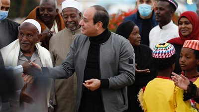 بث مباشر| أهالي قرية غرب سهيل للرئيس بعد زيارته للنوبة: لما بتيجي الخير بيخش