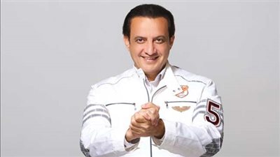 طارق علام يتسلم جائزة الإعلام الدولية الممنوحة من المركز العربي الأوروبي لحقوق الإنسان 