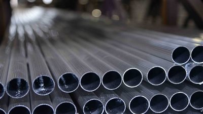 مصر الألمونيوم تبدأ دراسة الجدوى لإنشاء خط إنتاج جنوط السيارات