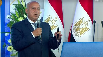 وزير النقل: إعلان عربة قطار درجة ثالثة مكيفة لأول مرة