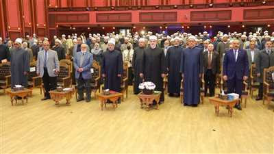 وكيل الأزهر يحث الدبلوماسيين التحدث بالعربية في المحافل الدولية