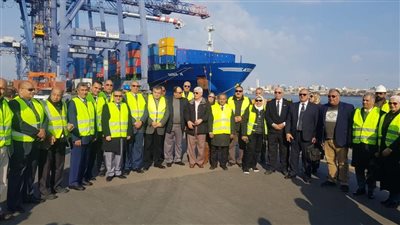 اقتصادية قناة السويس تستقبل وفد الصالون البحري المصري | صور