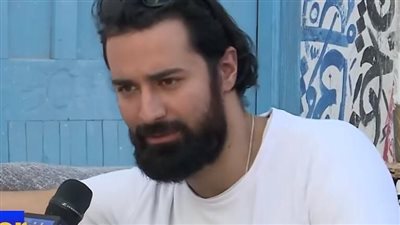 أحمد حاتم عن مسلسل أنا وهي: أشرف عبد الباقي أهم شخصية بالعمل