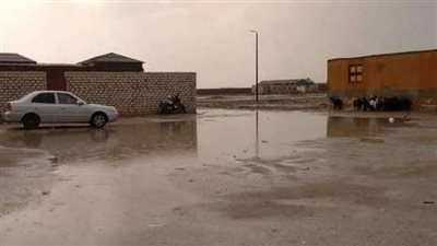 سقوط أمطار خفيفة بـ الشلاتين مع نشاط ملحوظ في حركة الرياح 