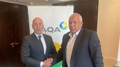 الزملوط يبحث بدء تنفيذ المرحلة الثانية لتوصيل الغاز الطبيعي إلى مدينة الخارجة