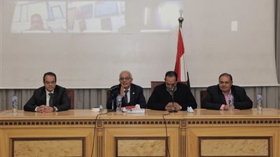 التعليم تكرم مديري مراكز التطوير التكنولوجي بالمديريات التعليمية 