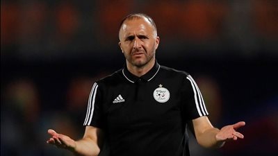 طلب غريب من بلماضي في فندق إقامة البعثة الجزائرية بالكاميرون