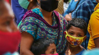 الهند تسجل 961 إصابة بمتحور أوميكرون.. والسلطات تفرض قيودا جديدة