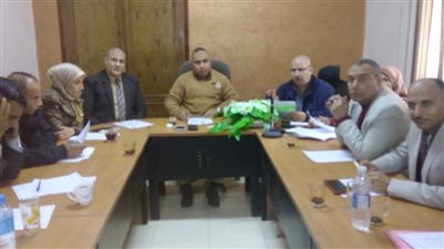 أبرزها حصر مكامير الفحم.. ننشر تفاصيل الاجتماع الطارئ لوكيل زراعة الفيوم مع مديري الإدارات