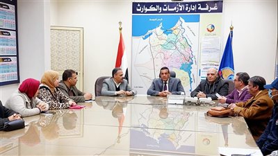 محافظ البحيرة: إخلاء المناطق المنخفضة وتوفير مساكن بديلة لحين انتهاء موجة الطقس السيئ