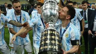 حصاد ميسي في 2021.. الرحيل عن برشلونة ولقب تاريخي مع الأرجنتين 