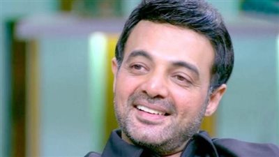 عمرو محمود ياسين يكشف أصعب المشاهد في تاج راسنا بابا: منة فضالي عيطت وصلاح عبد الله أبدع