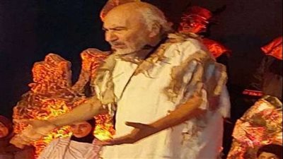 دفن جثمان الفنان الراحل عادل زهدي بمقابر الأسرة ببورسعيد اليوم