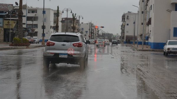 سقوط الأمطار 