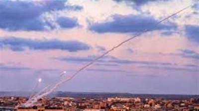 إسرائيل: إطلاق صاروخين من غزة سقطا قبالة ساحل تل أبيب ورئيس الأركان يدرس إمكانية الرد