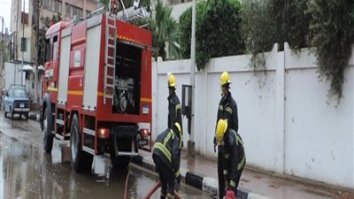 الداخلية تساعد المواطنين في مواجهة الطقس السيئ | صور