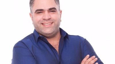 خضعت لعملية تركيب دعامتين.. محمد شاهين يكشف تفاصيل أزمته الصحية في السعودية