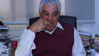 زاهي حواس يطالب بتصوير الأعمال الفنية العالمية في الأماكن الأثرية مجانًا 