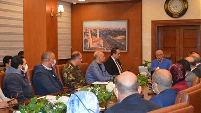 محافظ بورسعيد يتابع الاستعدادات النهائية لتشغيل مبنى الجناح البحري بمستشفى السلام الدولي| صور 