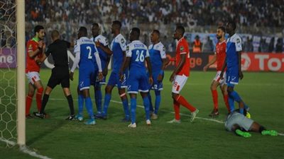 الأحمر بلا فوز.. تاريخ مواجهات الأهلي والهلال السوداني في أم درمان