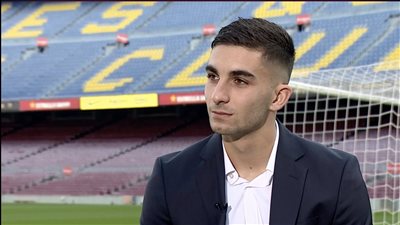 فيران توريس: برشلونة أحد أفضل الأندية بالعالم.. وسعيد بالتدريب تحت قيادة تشافي