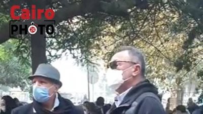 محمود الخطيب في جنازة الراحل إبراهيم حجازي