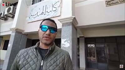 أستاذ بجامعة الفيوم عن المهندس الراحل في حادثة تصادم سيارتين: كان مندوب الدفعة وطيب الخُلق | فيديو