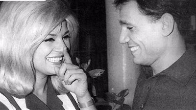 من قبلات السينما للصفع على الوجه.. سطور من علاقة نادية لطفي بـ العندليب