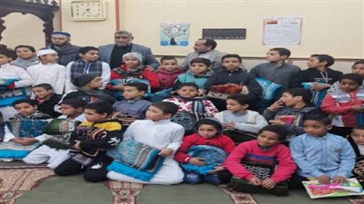 تكريم 100 طفل لمواظبتهم على صلاة الفجر جماعة بسوهاج