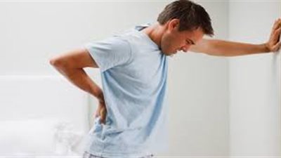 الخبراء يحذرون.. إذا كنت تشعر بهذا الألم قم بفحص الكلى